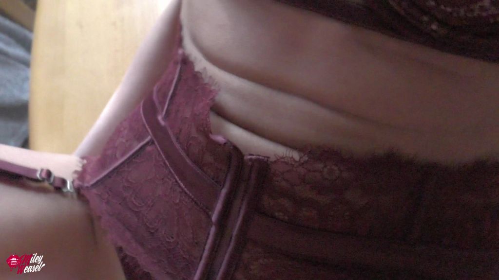 sexy foto nr. 4 von Fuck!! Bei Wohnungsbesichtigung in den Arsch gefickt !!