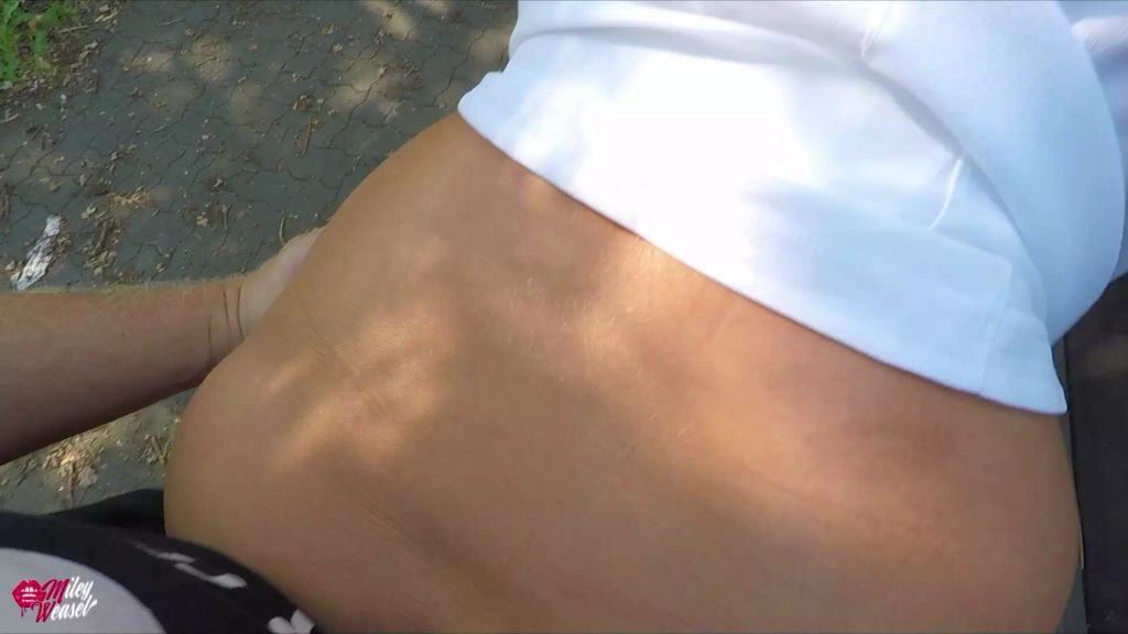 sexy foto nr. 5 von Spontan in den Arsch gefickt..mitten an der Strasse !!!