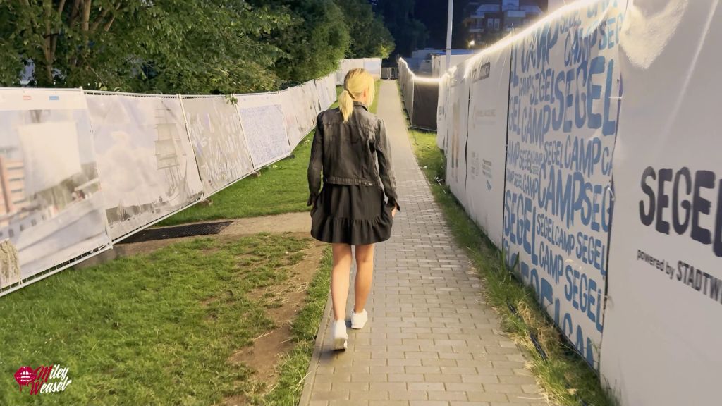 sexy foto nr. 1 von OMG!! Fremden Typ auf dem Volksfest verführt!! Mitten im Reg
