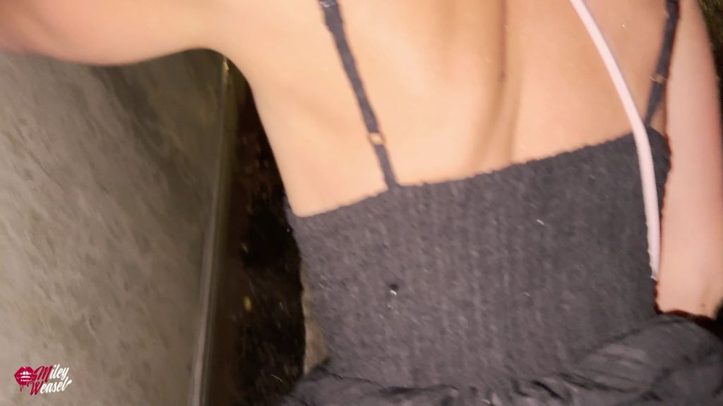 sexy foto nr. 9 von OMG!! Fremden Typ auf dem Volksfest verführt!! Mitten im Reg