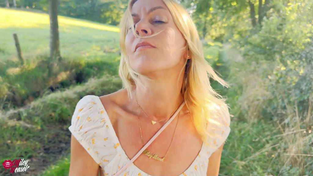 sexy foto nr. 4 von Fuck...natürlich passiert mir das wieder! Fremder Typ fickt