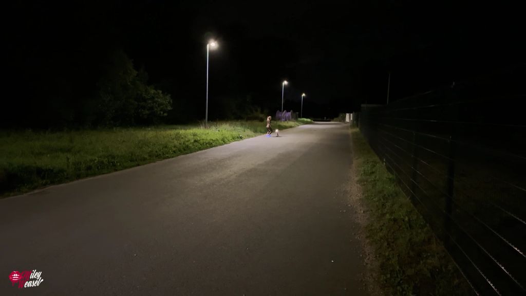 sexy foto nr. 3 von Er folgt mir !! Krasser gehts nicht!! Fremder Trucker....