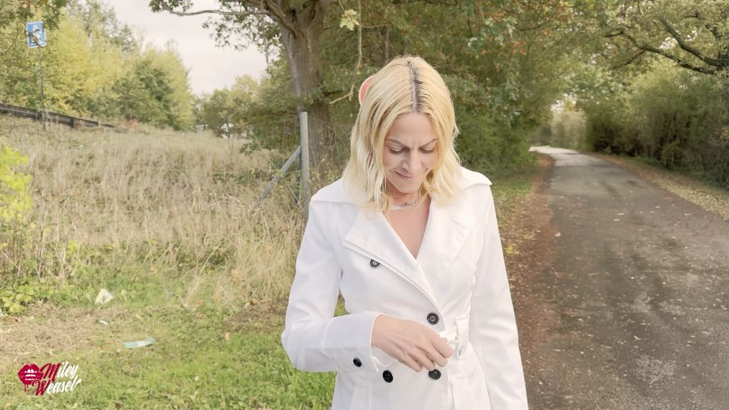 sexy foto nr. 1 von Fickdate mit Megaspritzer eskaliert...Spanner steht nebenan