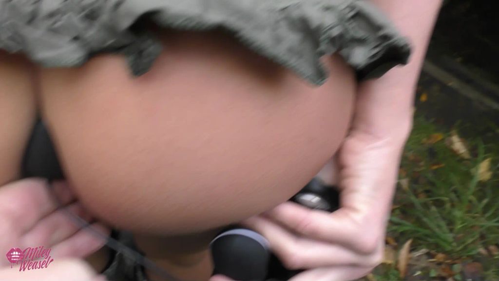 sexy foto nr. 2 von WTF !? Fremder Tourist kommt tief in meinem Arsch !!
