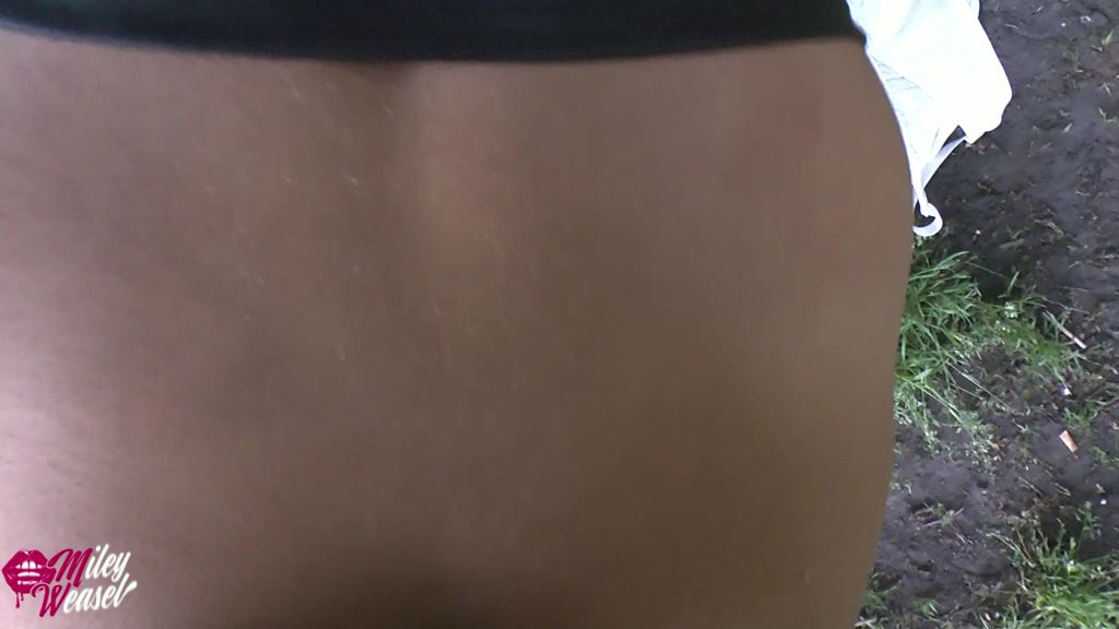 sexy foto nr. 7 von Jeder hat gesehen wie er mir den Arsch vollgepumpt hat !!