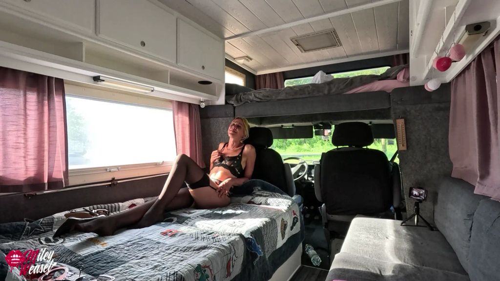 sexy foto nr. 8 von Erwischt!! Dreckiges Fickstück gefesselt und besamt !!