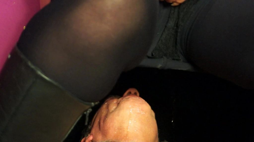 sexy foto nr. 4 von 3 mal Sekt für echte Liebhaber