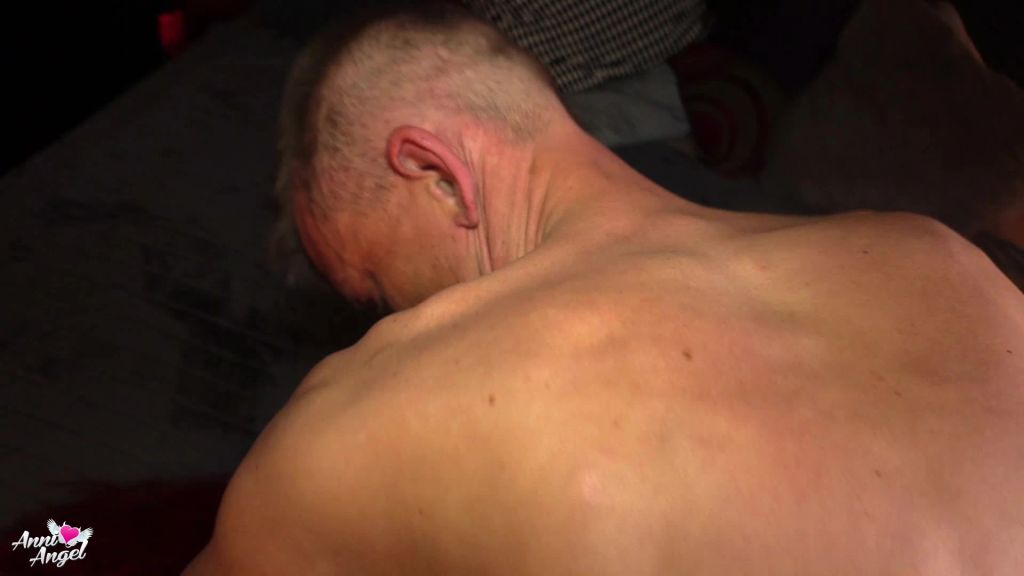 sexy foto nr. 8 von Büro gegenüber ?! GEIL ! Ficken für alle !