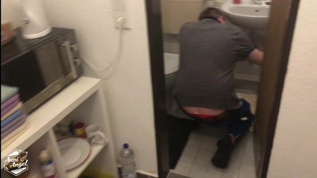 sexy foto nr. 1 von Rohre verlegen im Hause Angel !!