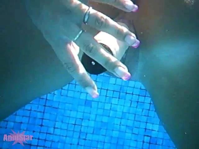 sexy foto nr. 7 von Geile Unterwasser Dildoshow