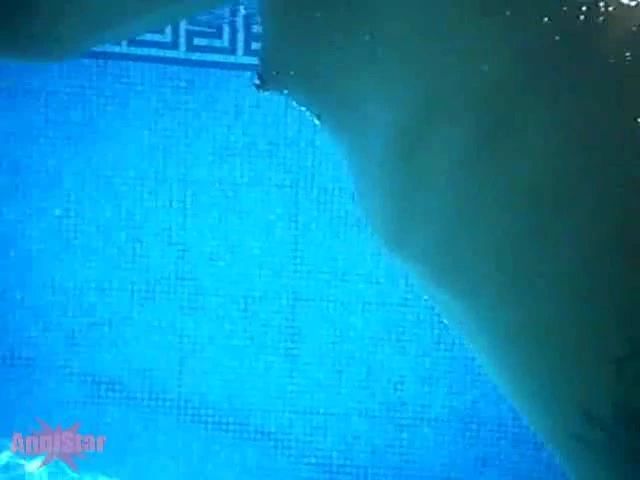 sexy foto nr. 10 von Geile Unterwasser Dildoshow