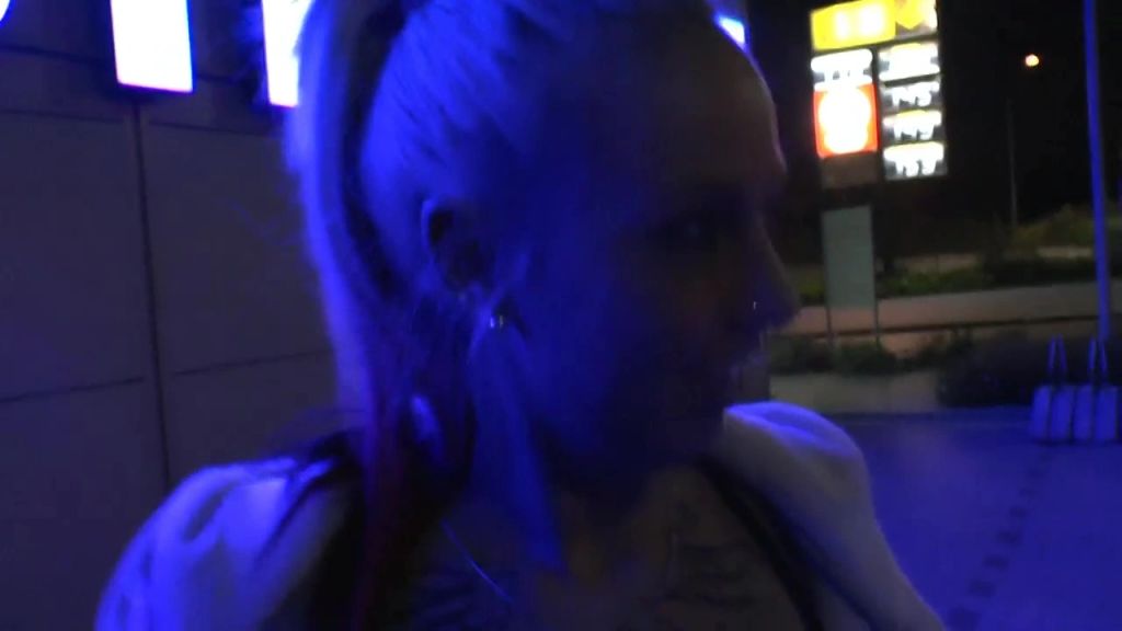 sexy foto nr. 7 von Blasen vor den Bullen ;D