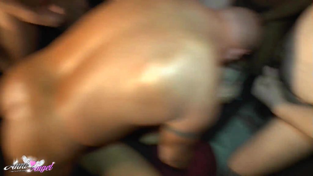 sexy foto nr. 8 von Mein größter GANG BANG *Uncut* 1