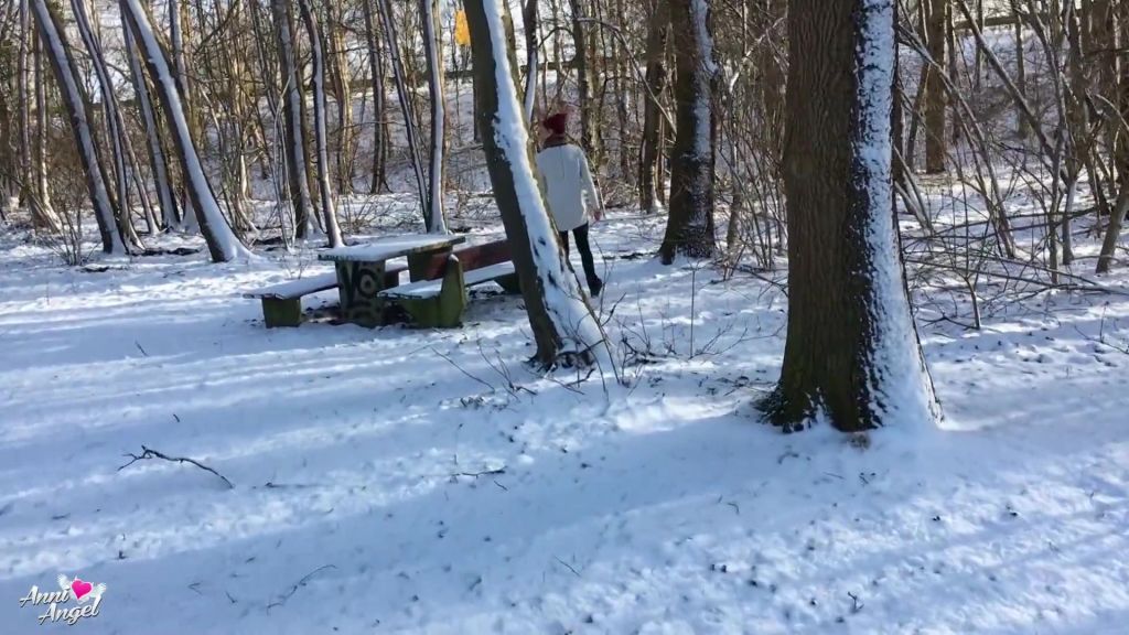 sexy foto nr. 4 von Das ist aber kein Schnee-Engel :D