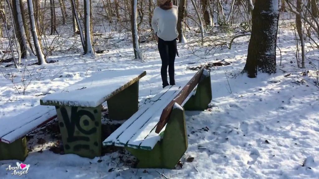 sexy foto nr. 5 von Das ist aber kein Schnee-Engel :D