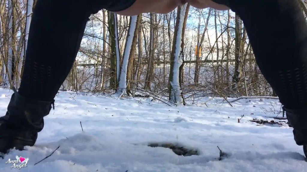 sexy foto nr. 8 von Das ist aber kein Schnee-Engel :D