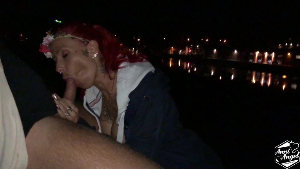 sexy foto nr. 10 von User erkennt mich auf Party und wird leer geblasen !
