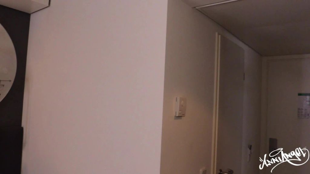 sexy foto nr. 1 von Die versauten Zimmermädchen im Hotel Fuckin´!!