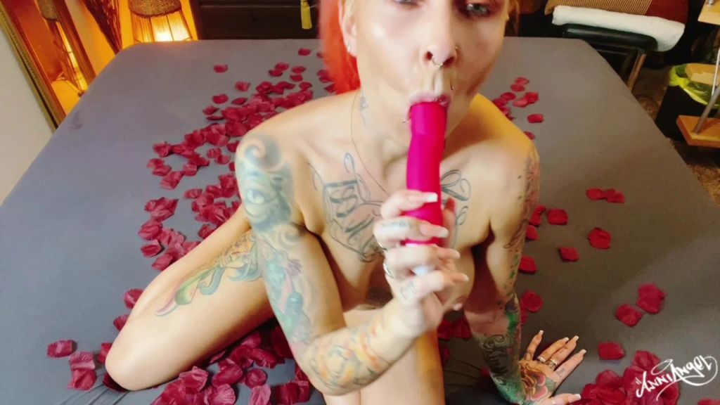 sexy foto nr. 7 von ROMANTIC BITCH !! Versaute Romantik ist doch auch mal geil !