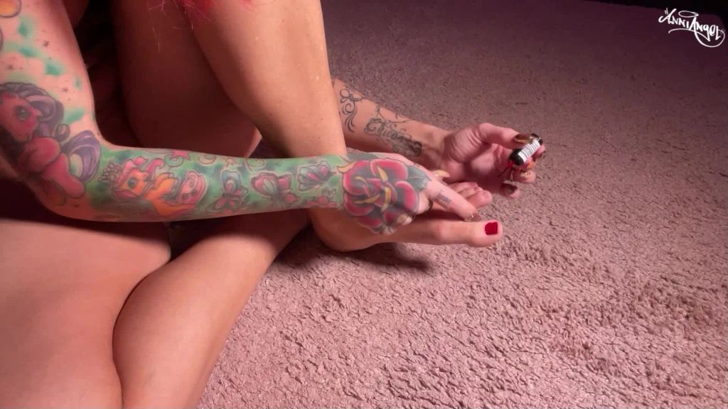 sexy foto nr. 5 von Nail TV ... du liebst sexy Füße ...