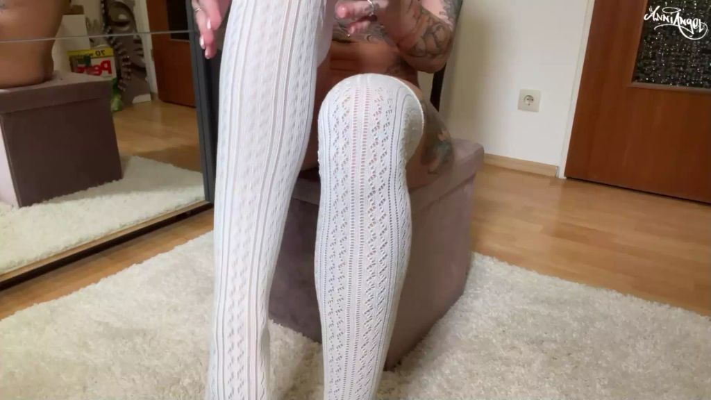 sexy foto nr. 2 von Nackte Pussy, dicke Titten, süße Overknees -WICHS MICH VOLL!