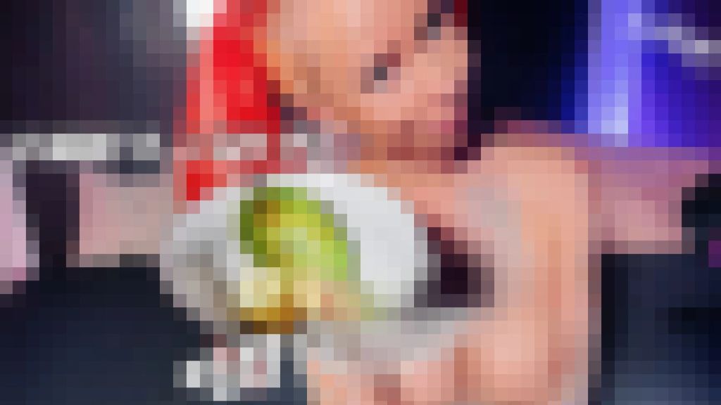 sexy foto nr. 10 von Eat and Spitting Fetish !! Deine Wunsch Version