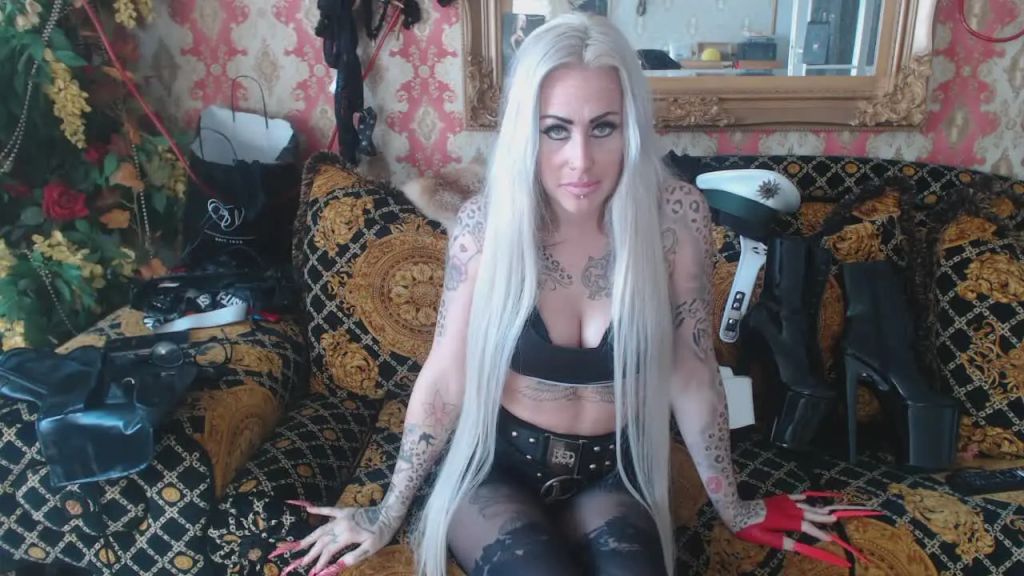wixx auf meine geile BARBIE NYLONSTRUMPFHOSE