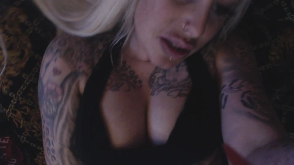 sexy foto nr. 8 von LECK die FOTZE deiner LUXUSBARBIE!