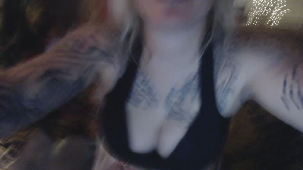 sexy foto nr. 10 von LECK die FOTZE deiner LUXUSBARBIE!