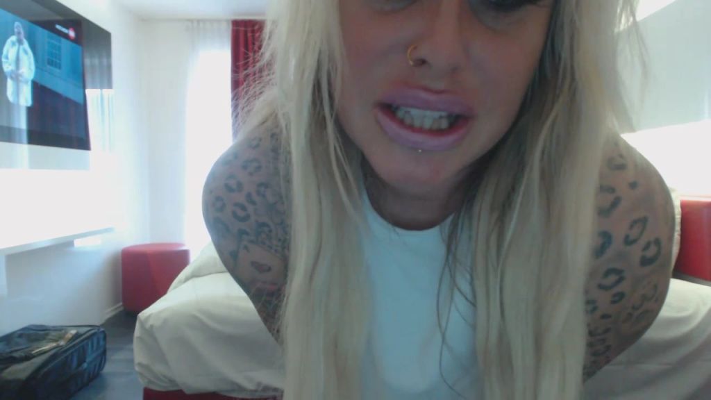 sexy foto nr. 3 von ARSCH ANBETUNG!!! UNTERwäsche