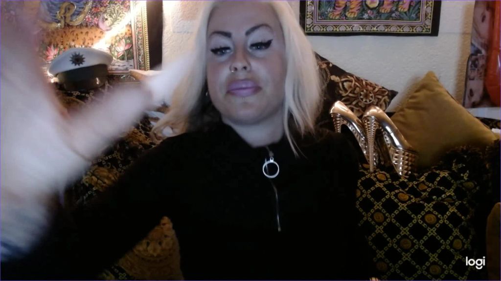 sexy foto nr. 7 von Zahlfotze! deine Eheschlampe ist unwichtig!