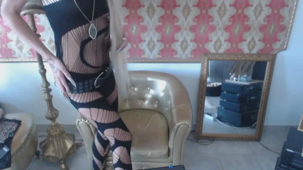sexy skinny body