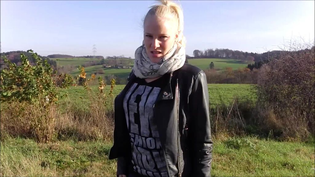 sexy foto nr. 1 von Krasser Doggy Outdoor Piss