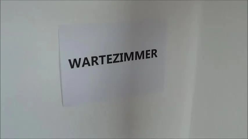 sexy foto nr. 1 von PERVERS - Squirt auf der Fickmaschine