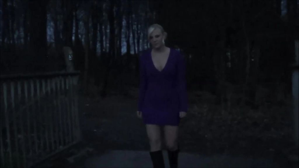 sexy foto nr. 2 von Autobahnbrücken Flashing um 6:00 nach Disco