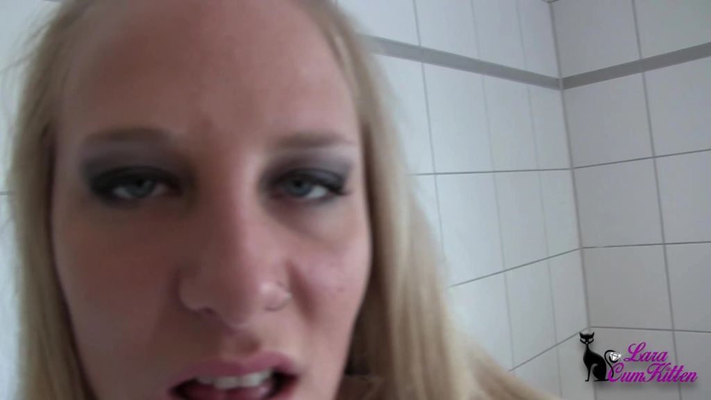 sexy foto nr. 5 von 100% unzensiert - Unsere total verfickte Lesbo WG