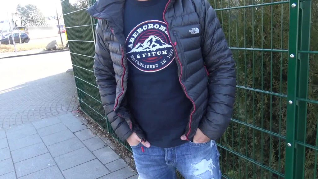 sexy foto nr. 2 von USER FICKDATE spontan - Leggings Fickstück schleppt User von der Straße ab