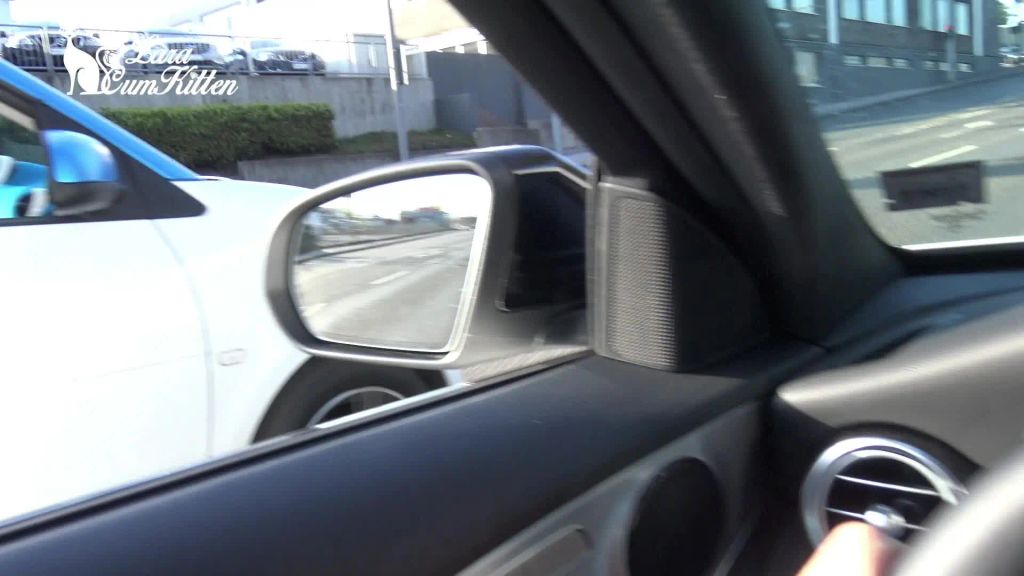 sexy foto nr. 1 von Mein geilster AMPEL FLIRT | anhalten fremdficken wegfahren