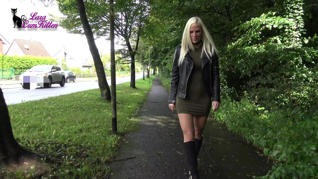 sexy foto nr. 1 von Straßen Schlampen Trick | Ich steige zu jedem ins Auto
