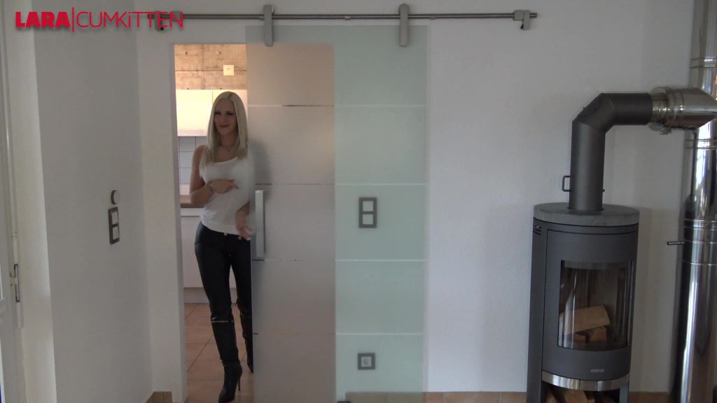 sexy foto nr. 1 von Die prallste Leggings WIXXANLEITUNG mit Spritz Countdown