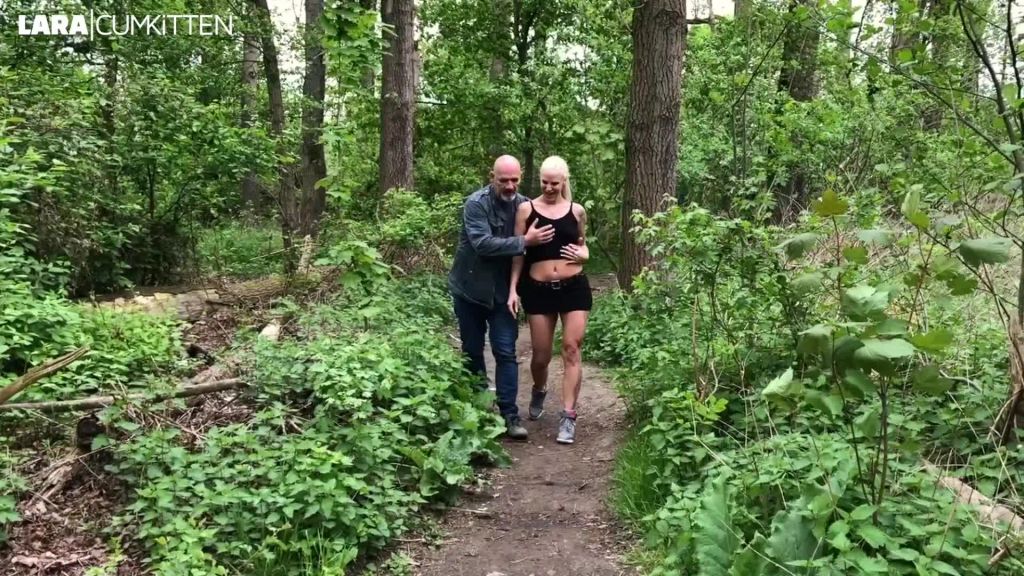 sexy foto nr. 1 von Ohne Vorwarnung REINGESPRITZT | Zur Strafe VOLLGEPISST