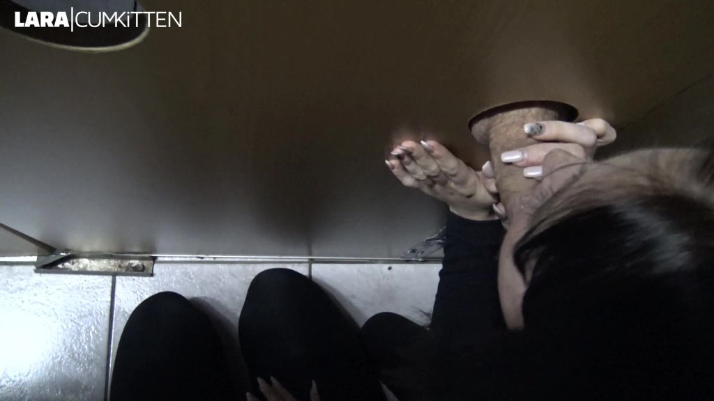sexy foto nr. 7 von GLORY HOLE | Damit hat unser Mathelehrer nicht gerechnet