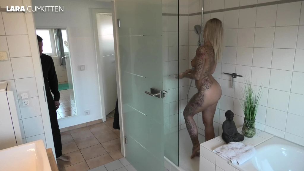 sexy foto nr. 1 von Stiefbruder ERWISCHT | Jetzt bin ich sein Leggings FICKSTÜCK