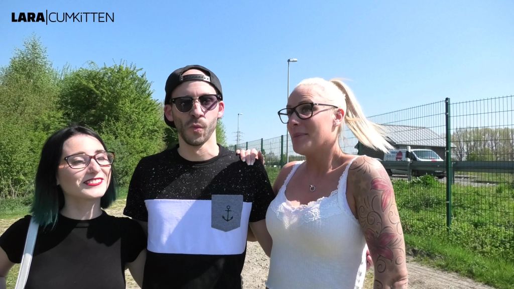 sexy foto nr. 2 von USER PISS TREFFEN | Unser Mädchen Sekt nur für ihn alleine