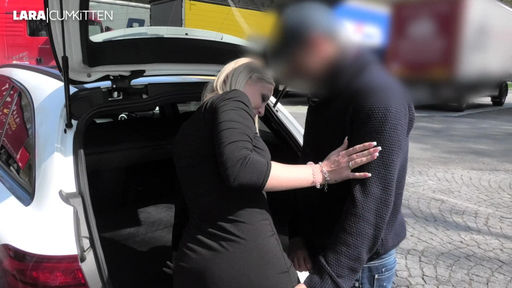 sexy foto nr. 2 von Mein extremster PUBLIC FICK | Mitten am Rasthof an der A1