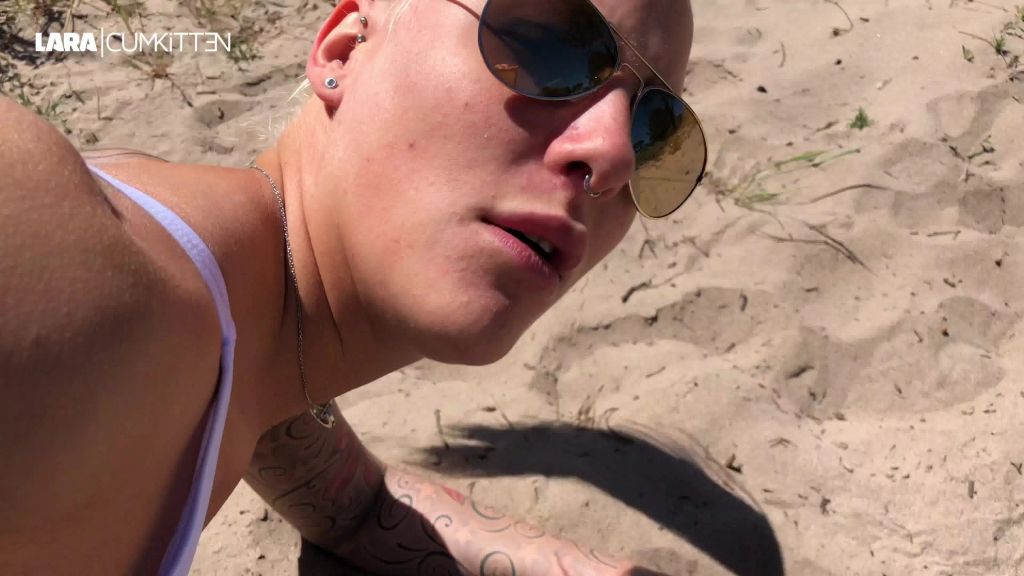 sexy foto nr. 7 von FREMDFICK im Badeanzug | Strand Quickie mit Mega Facial