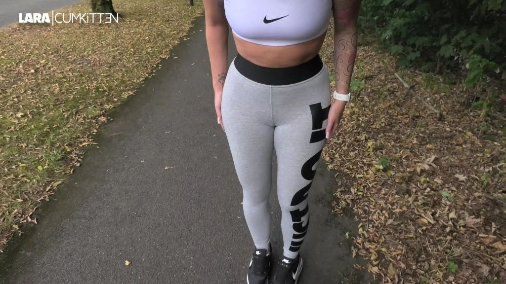 sexy foto nr. 3 von Wet Fitness | Wer macht mit mir PISS JOGGING...?