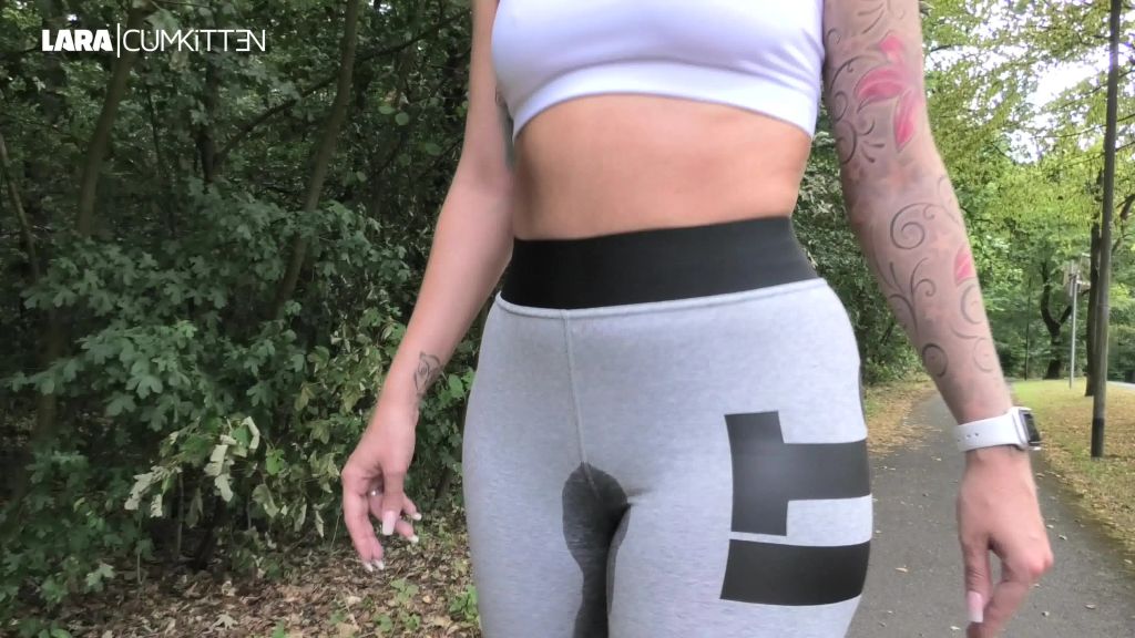 sexy foto nr. 6 von Wet Fitness | Wer macht mit mir PISS JOGGING...?