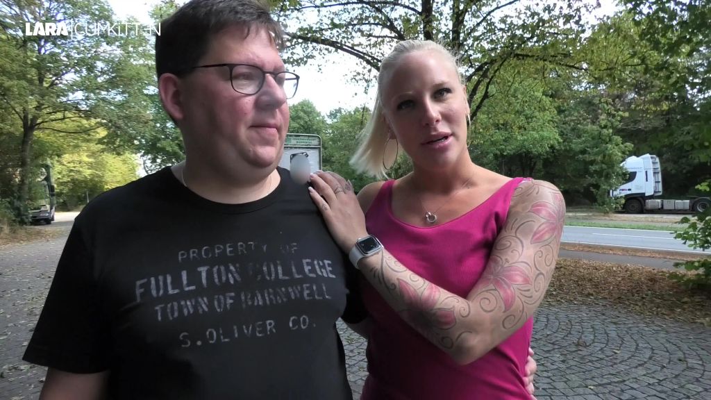 sexy foto nr. 2 von USER PISS DATE | Würdest du mich auch so geil lecken?
