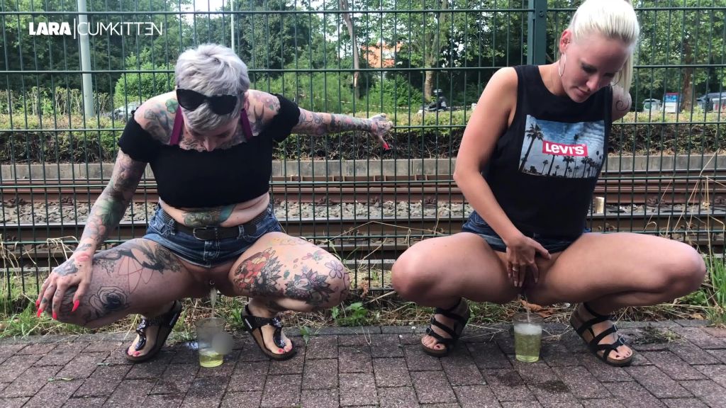 sexy foto nr. 6 von PUBLIC PISS CHALLENGE | Bei wem läuft der Becher über?